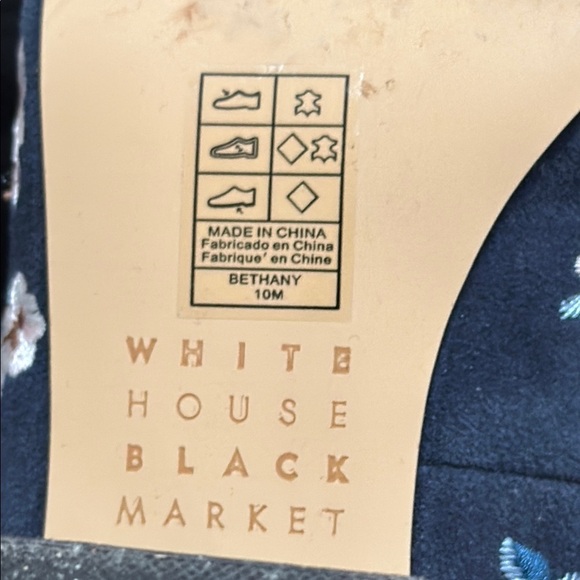 Floral Embroidered Blue Women's Shoes - Picture 2 of 8